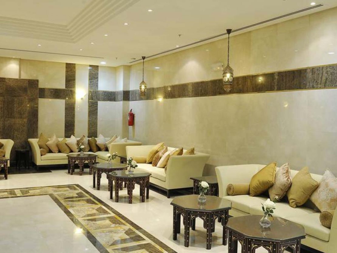 3 Star 10 Nights December Holidays Umrah Package 2023