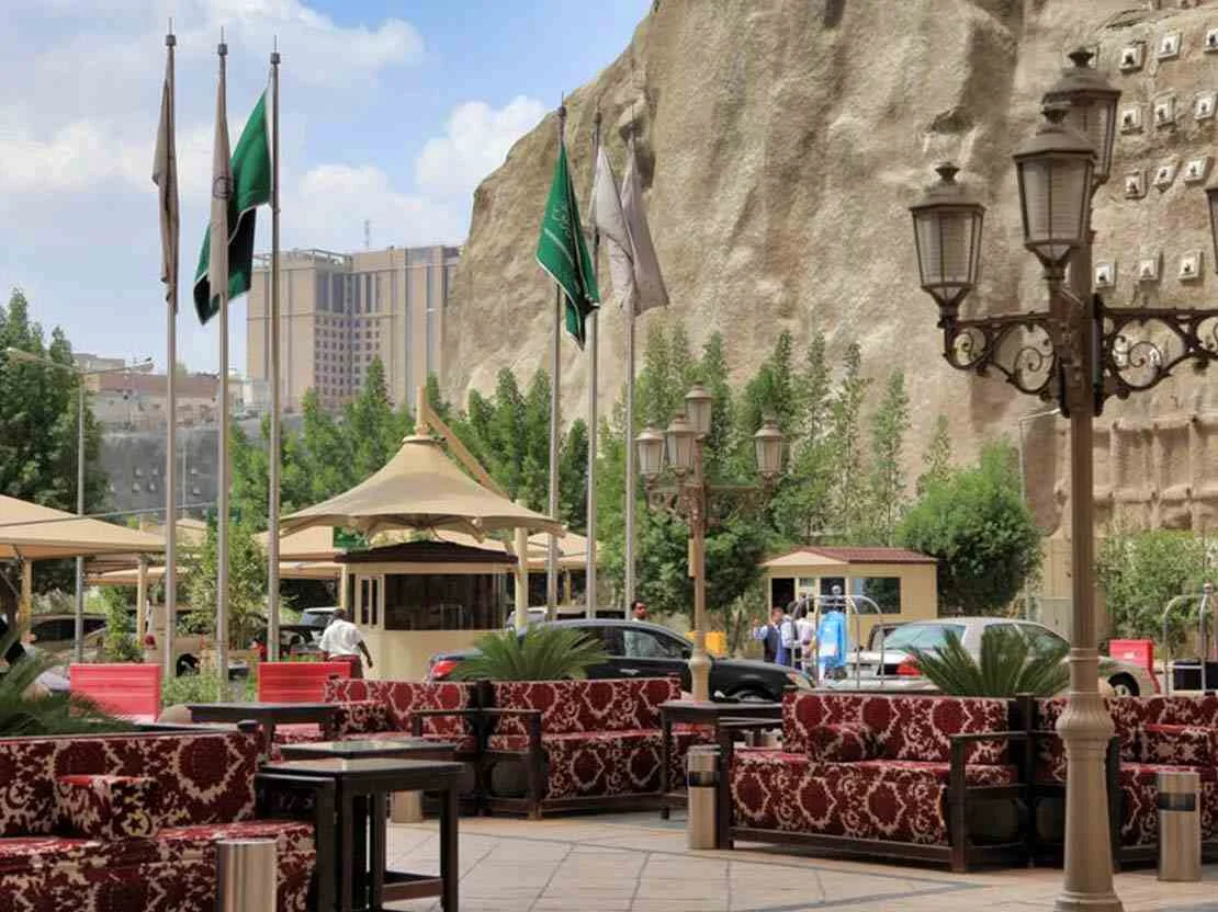 5 Star 10 Nights Family Umrah Package