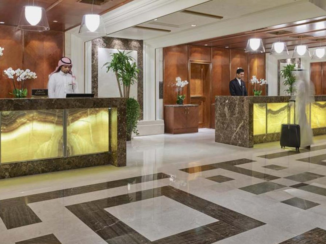 3 Star 12 Nights December Holidays Umrah Package 2023