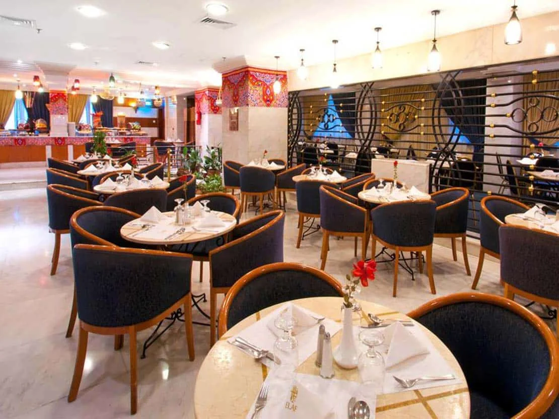 4 Star 14 Nights December Umrah Package 2023