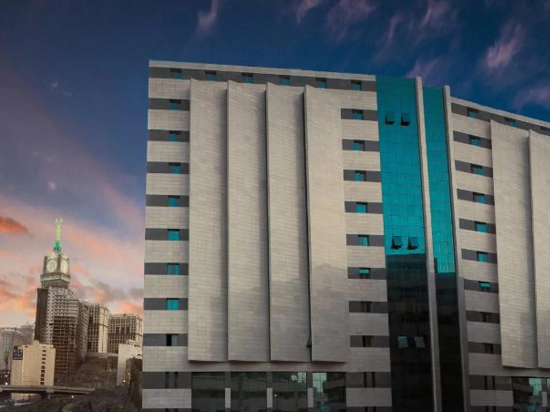 3 Star 7 Nights December Umrah Package 2023