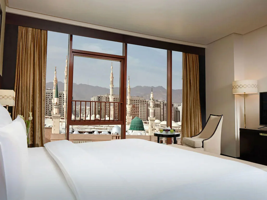 5 Star 10 Nights December Umrah Package 2023